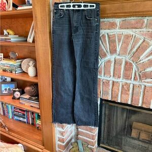 Zara Women's Black Straight Jeans